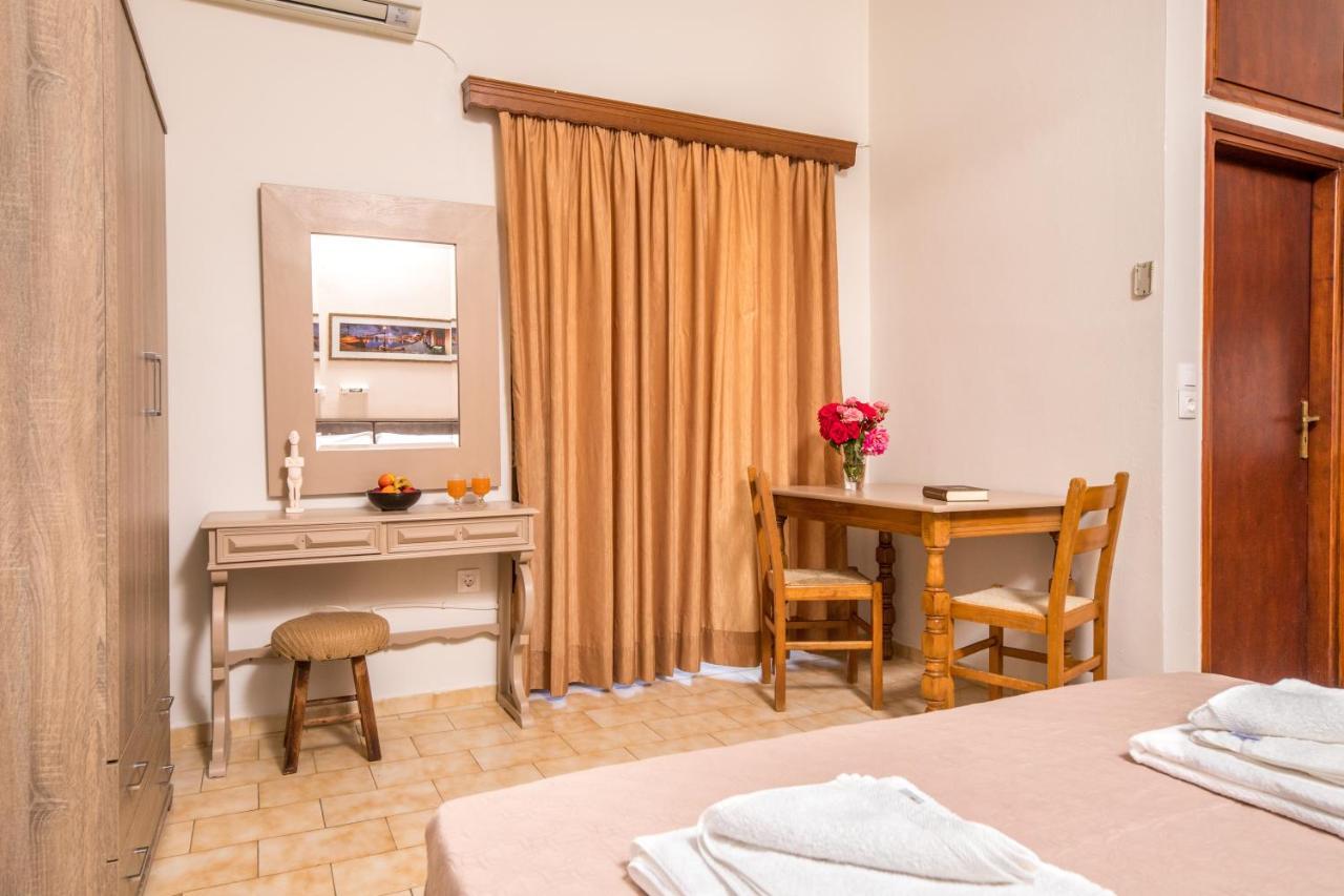 Esperia Apartments พลาตาเนส ภายนอก รูปภาพ